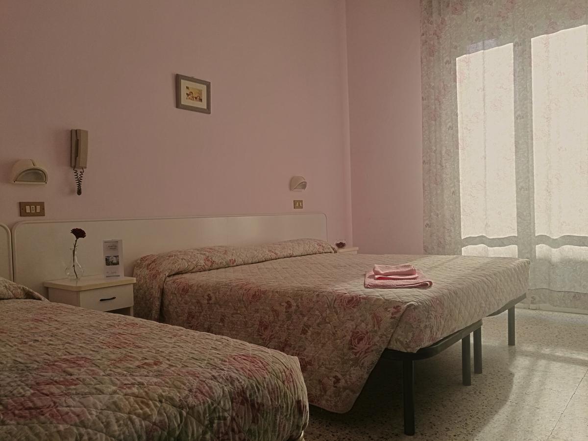 Hotel Villa Donati Viserbella di Rimini Dış mekan fotoğraf
