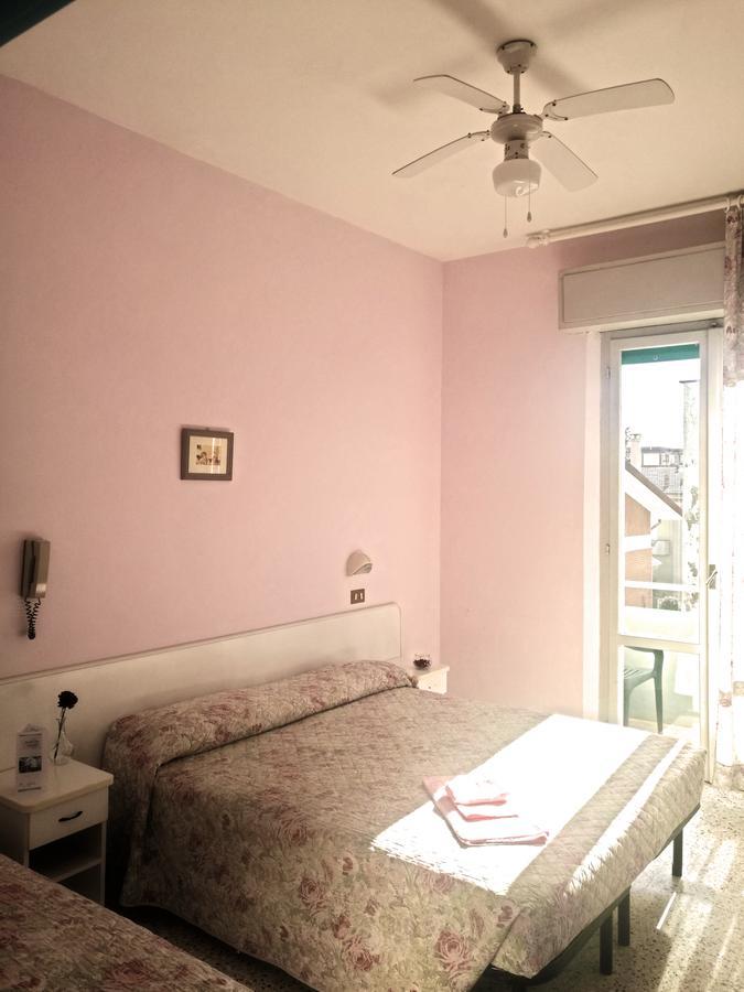 Hotel Villa Donati Viserbella di Rimini Dış mekan fotoğraf